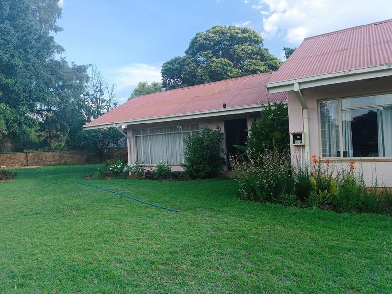 5 Bedroom Property for Sale in Parys Free State